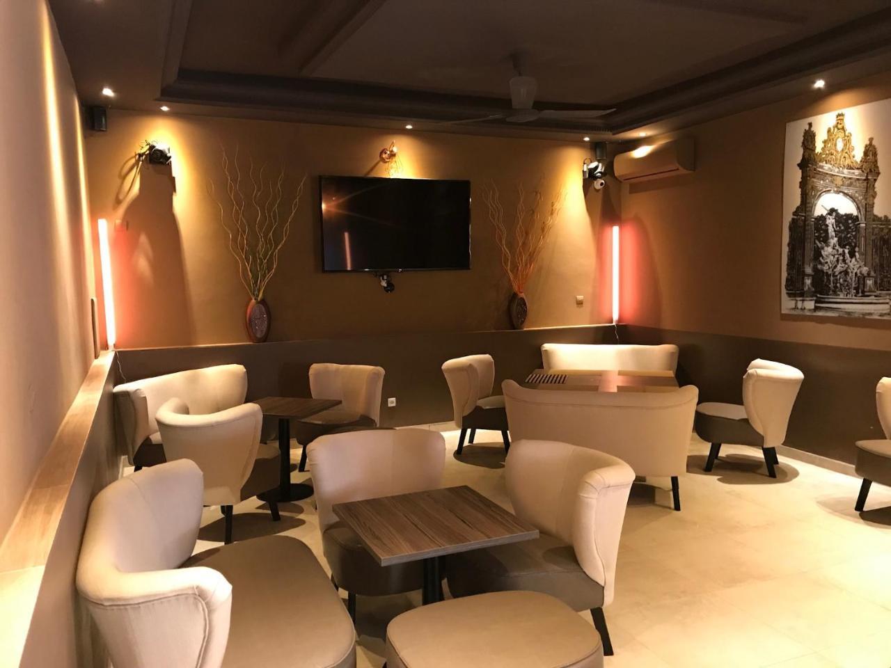 J Pad Hotel Dakar Exterior photo